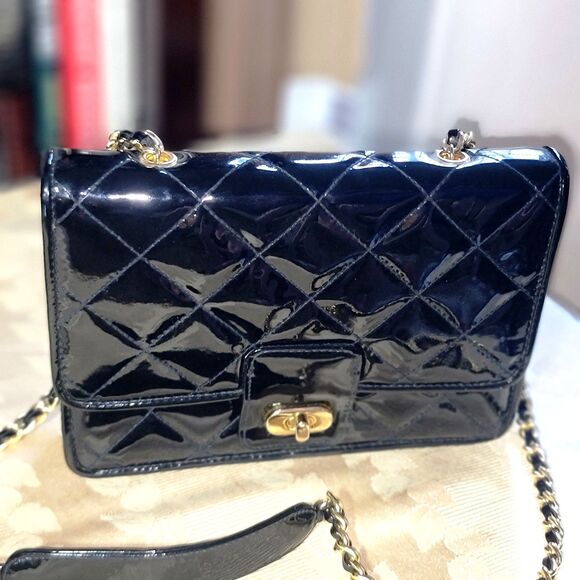 Classic Giani Bernini Handbag Black Patent Leather Gold Chain Shoulder strap NEW - Picture 14 of 16